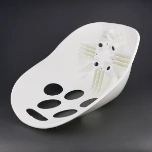 Anpassade genomskinliga plastformade delar